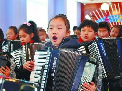 招聘信阳手风琴家教老师